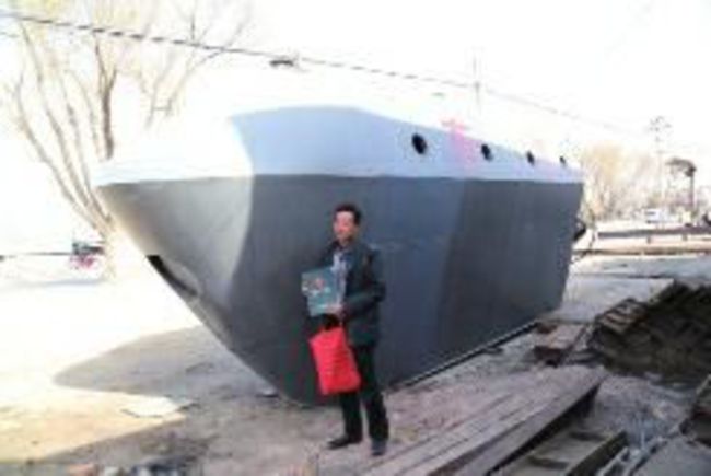 強國大叔花250萬台幣 做出潛水艇 | 華視新聞