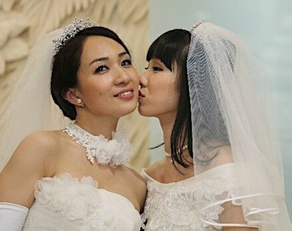 日寫真女星娶女優 東京穿白紗辦婚禮 | 