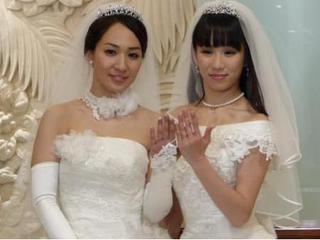 日寫真女星娶女優 東京穿白紗辦婚禮