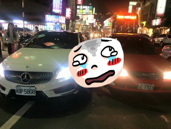 福特的逆襲 賓士車亂停車GG了！ | 華視新聞
