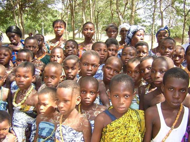 獻家中處女給巫師 迦納女童成性奴隸 | 華視新聞
