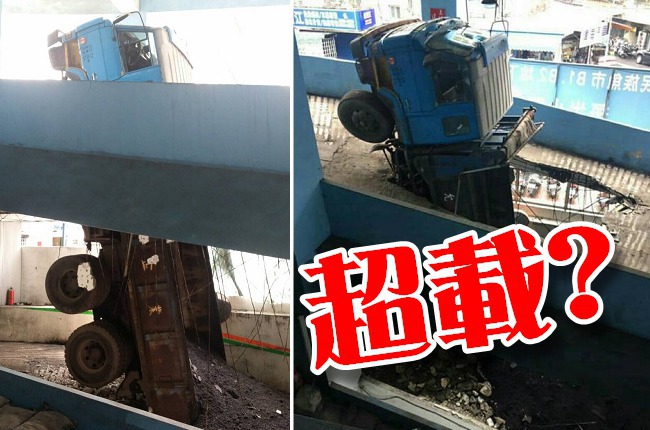 驚! 台北魚市車道塌 砂石車從2樓掉落 | 華視新聞