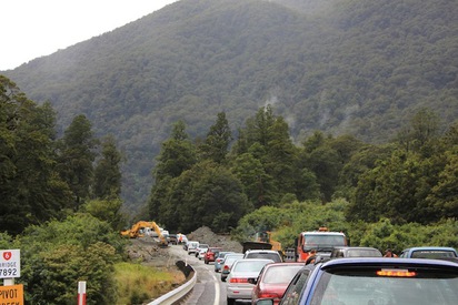 紐西蘭租車死亡車禍 1女死亡男駕駛送醫 | 哈斯通道附近道路資料照片。翻攝網路