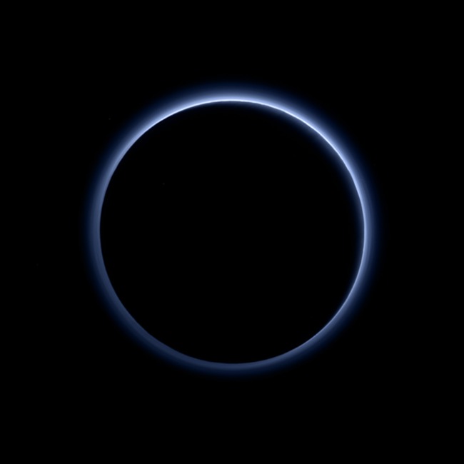 仙境！NASA：冥王星籠罩藍色大氣霧 | 華視新聞