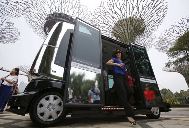 減少車流量! 新加坡擬推"無司機"公車 | 華視新聞