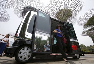 減少車流量! 新加坡擬推"無司機"公車