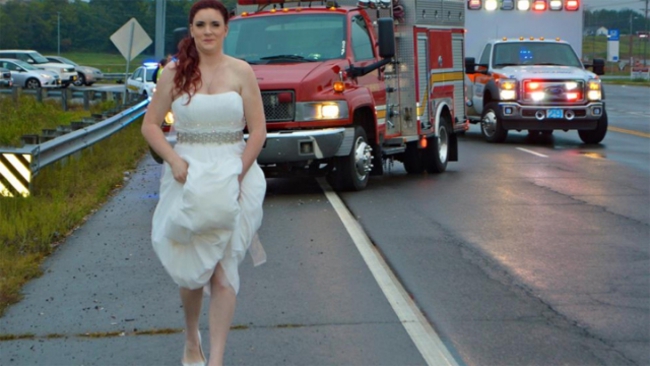婚禮倒數 新娘穿婚紗奔出教堂為了.. | 華視新聞