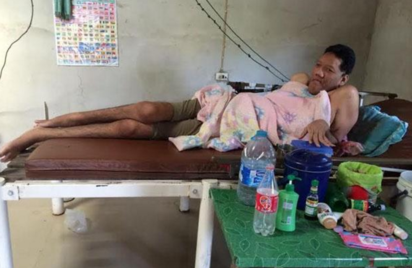 全球最高男子 身高260公分病逝泰國家中 | 生前彭猜就已臥床多時