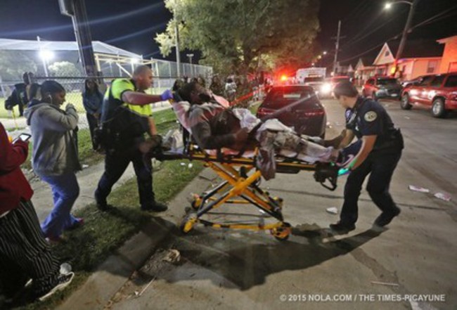 美再傳槍擊案! 掃射紐奧良公園民眾 至少10人受傷 | 華視新聞