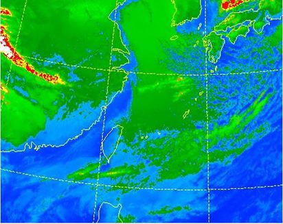 【老大洩天機】最低氣溫解析 | 圖：由27日5時紅外線衛星圖可觀察出，冷空氣流過洋面產生的胞狀雲層，顯示冷空氣流向，另一方面層雲也逐漸遮蔽北台灣，影響長波輻射冷卻的作用，使得淡水、宜蘭的最低氣溫出現在0時2分及48分，之後雲層增厚，氣溫也不再下降。