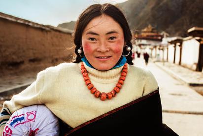 女攝影師眼中的"世界美女地圖" 一次看個夠 | 藏族美女