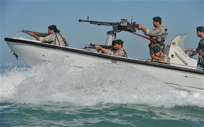 10美軍巡邏艇闖伊朗領海 美喊:放人! | 華視新聞