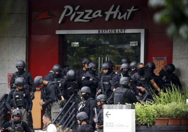 【印尼爆炸案】美駐雅加達使館警告:槍手還在逃... | 華視新聞