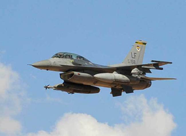 【快訊】F-16戰機墜毀 台飛官高鼎程不幸罹難! | 華視新聞