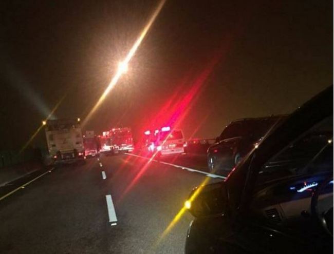 聯結車.小客車國道6號相撞 起火釀2死1傷 | 華視新聞