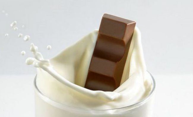 女問「巧克力牛奶是什麼?」惹怒眾網友... | 華視新聞