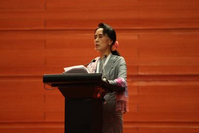 翁山蘇姬親信 當選緬甸首位民選總統 | 