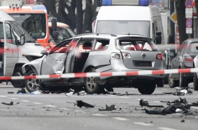 柏林市區汽車爆炸 駕駛當場死亡 | 華視新聞
