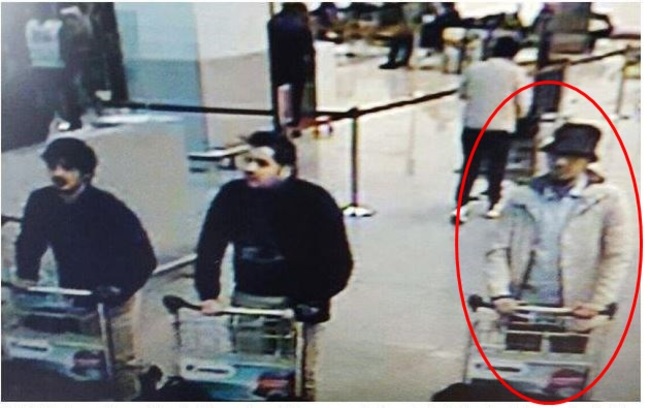 【華視最前線】比利時恐攻! 機場嫌犯照公開 比警通緝白衣男　 | 華視新聞
