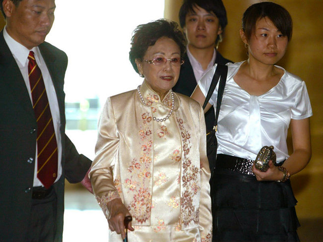 新光創辦人夫人吳桂蘭辭世 享壽96歲 | 華視新聞