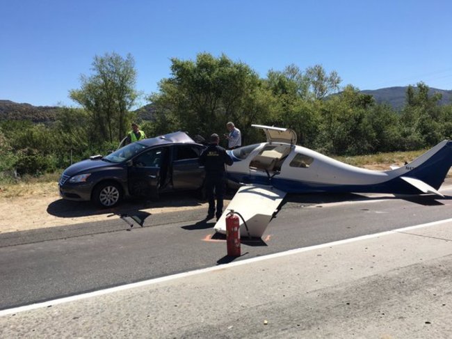 【華視起床號】小飛機墜加州高速公路 1死5傷 | 華視新聞