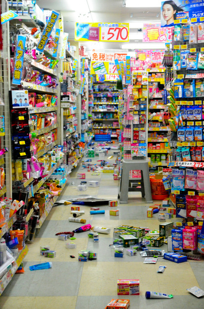 【更新】日本史上第4強震!  熊本6.4地震 9死近千傷 | 商店商品散落一地