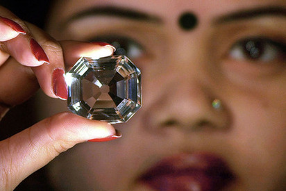 印度向英索討 女王皇冠105.6克拉光之山鑽石 | 光之山重105.6克拉。美聯社