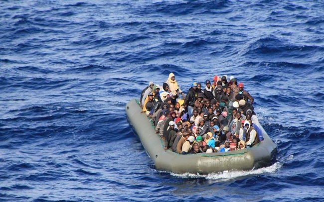 聯合國:難民船翻覆 5百多人命喪地中海 | 華視新聞