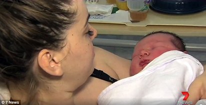 驚人! 澳洲媽生5.9公斤巨嬰 醫師:15年首見 | 這名孕婦最後剖腹產才把孩子生下
