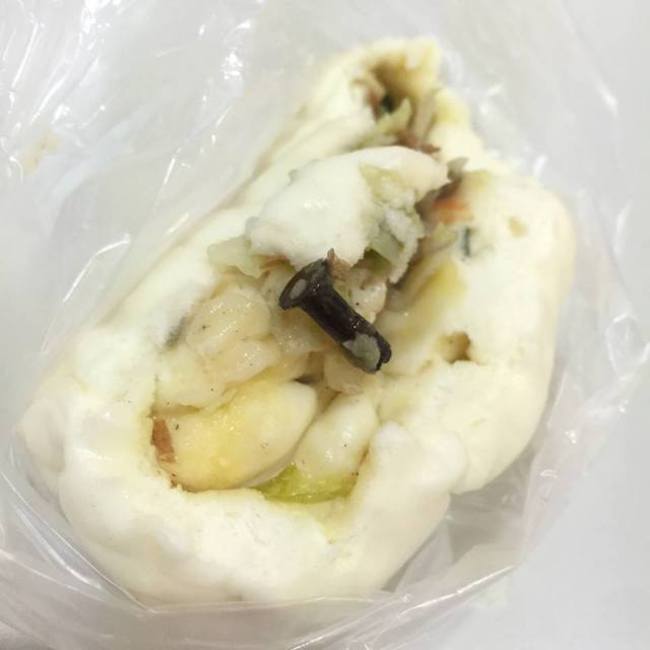 孕婦吃菜包咬到"螺絲釘" 牙差點散了! | 華視新聞