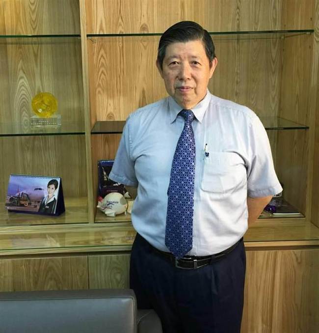 復興航空總經理陳葦洲 驚傳心肌梗塞辭世 | 華視新聞