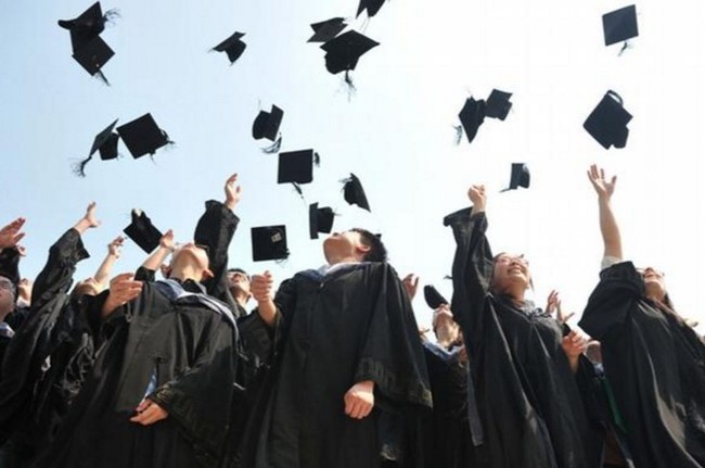 創13年來新高! 大學生畢業起薪近28K | 華視新聞