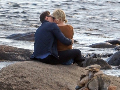 泰勒絲洛基陷熱戀 驚爆小天后有陰謀論 | 泰勒絲被拍到與湯姆希德斯頓海邊激吻