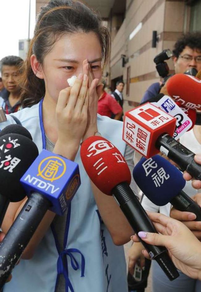 「空服員不該被踩在腳下」 空姐哽咽：罷工不能失敗! | 華視新聞