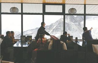 世界最孤獨! 這間咖啡館在億萬年冰川上
