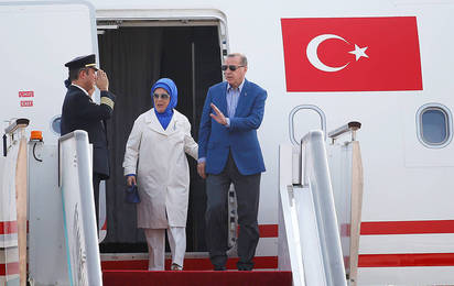 【圖】G20將登場 美總統歐巴馬抵達杭州 | 土耳其總統埃爾多安與妻子Emine Gulbaran。