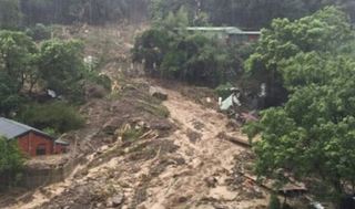 強颱莫蘭蒂襲台 花東發布黃色土石流警戒