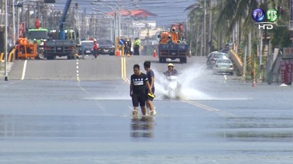 颱風莫蘭蒂肆虐屏東 中秋真"泡湯"【影】 | 淹水相當嚴重