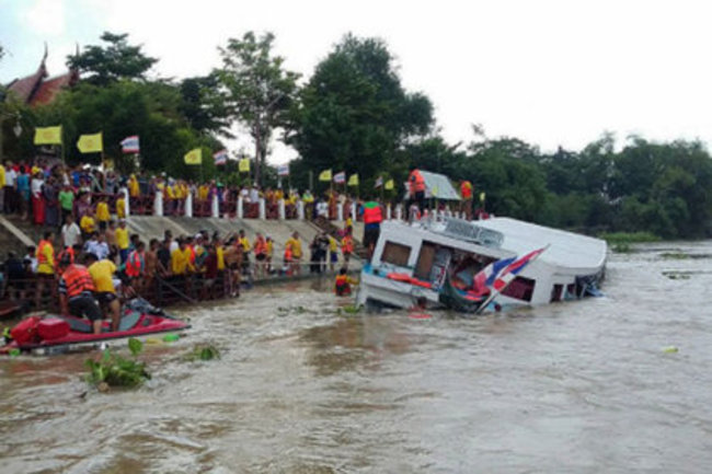 泰國昭披耶河船隻翻覆　至少13死33傷 | 華視新聞