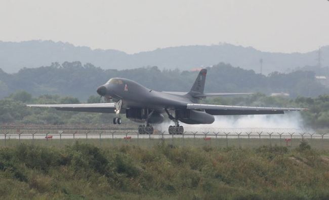 對北韓核試施壓 美轟炸機飛抵南韓基地 | 華視新聞
