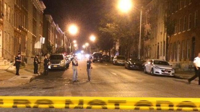 巴爾的摩警匪槍戰 3嫌逃逸8人受傷 | 華視新聞