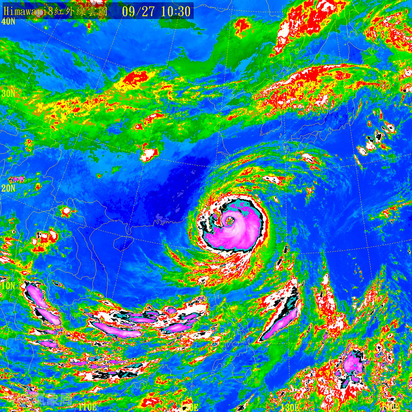 梅姬颱風籠罩東台灣 颱風眼清晰 | 梅姬颱風紅外線雲圖。
