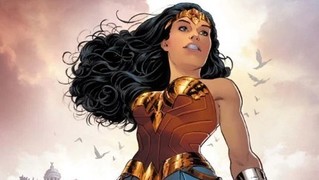 女超人是雙性戀 漫畫作者親口證實!