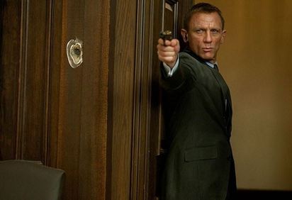 為了錢?! 丹尼爾克雷格再扮007 | 
