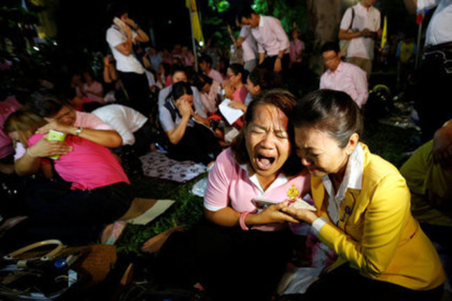 泰國全民守喪一年 遊客千萬要遵守 | 華視新聞
