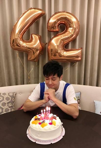 林志穎辦42歲生日趴 網友:看起來根本22 | 