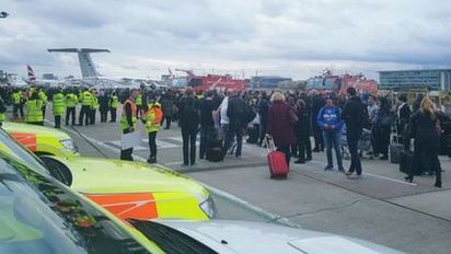 【華視最前線】倫敦機場發生化學意外 關閉3小時 | (翻攝BBC)