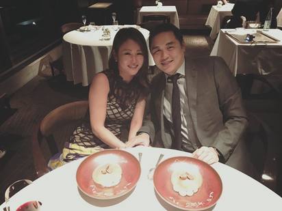 麻衣甜曬合照 與王泉仁結婚2周年 | 2人到當初求婚的餐廳用餐。
