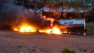 巴西貨車.巴士相撞起火 至少20人死亡