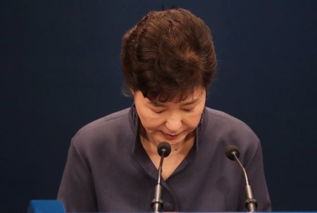 朴槿惠民調剩10.4％ 「無能為力做挽回」 | 華視新聞